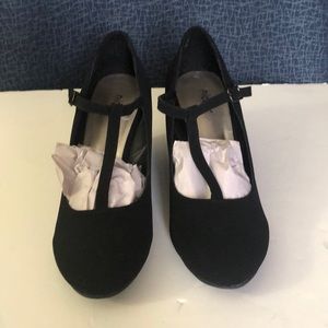 Nicole women’s wedges size 8.5